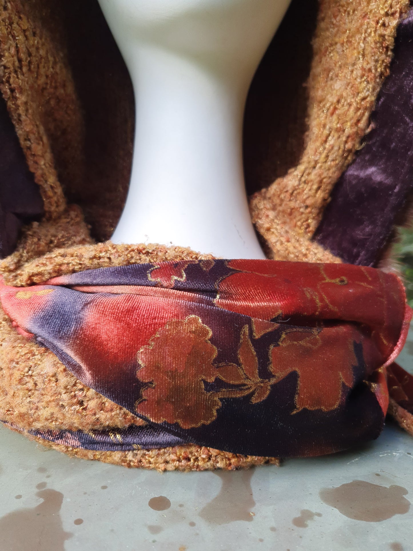 Velvet Vintage Fur Hooded Scarf