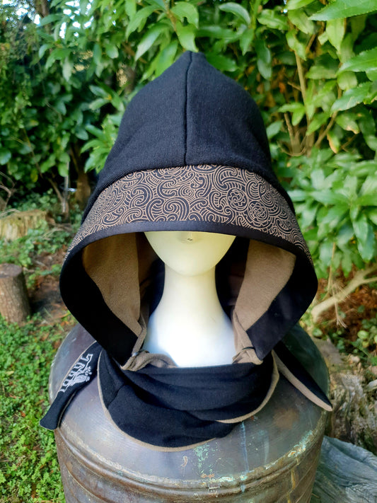 Merino & Cotton Kōwhaiwhai Hooded Scarf