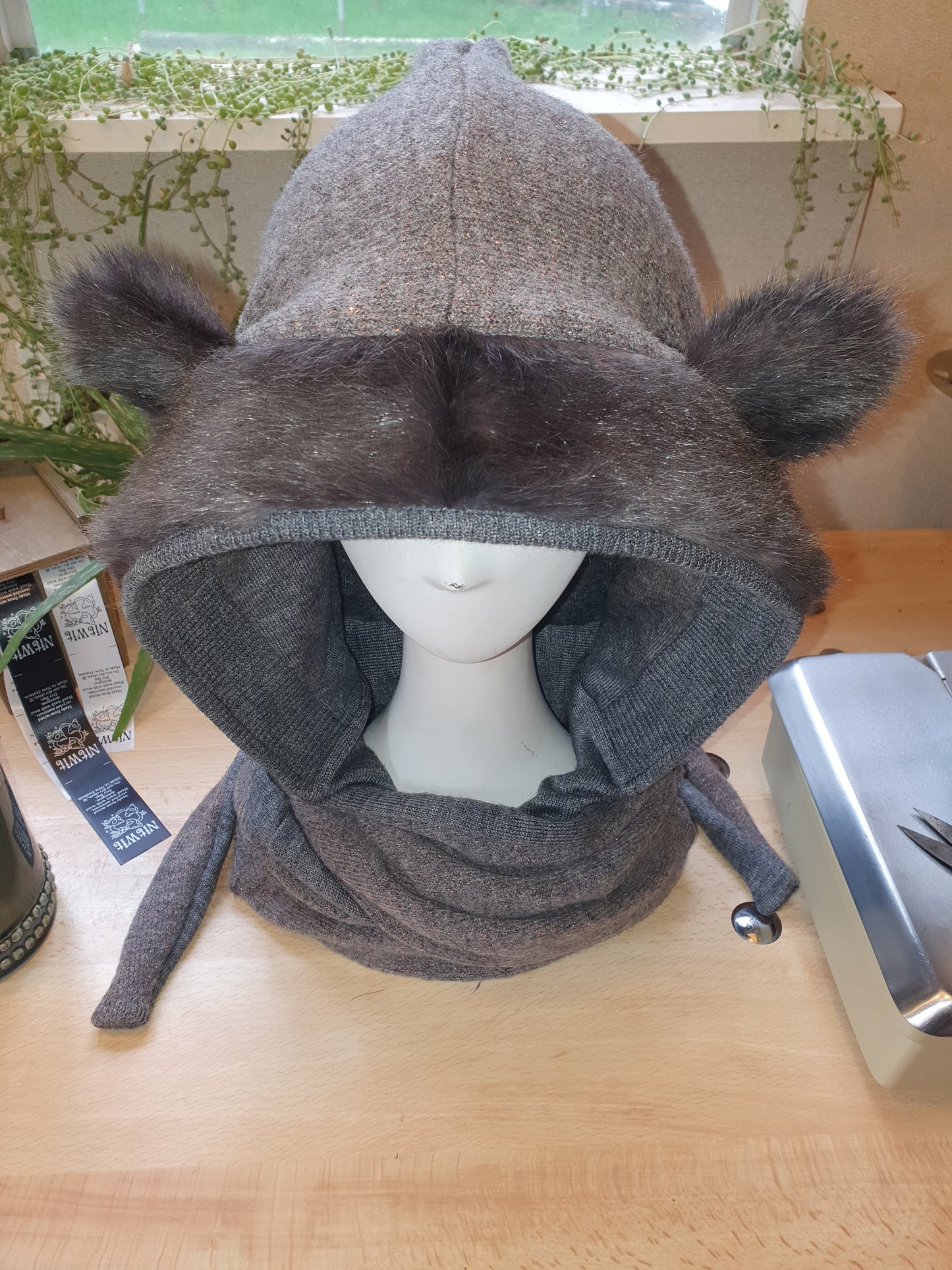 Grey Wolf Hooded Scarf. Vintage fur