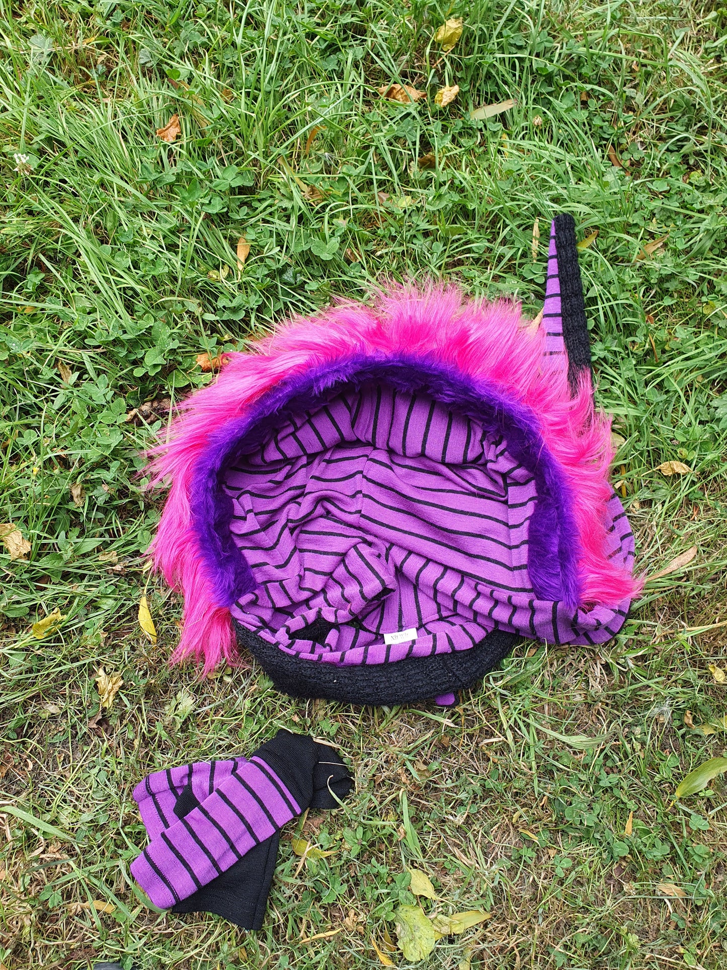 Pink, purple, black Hood and glove set