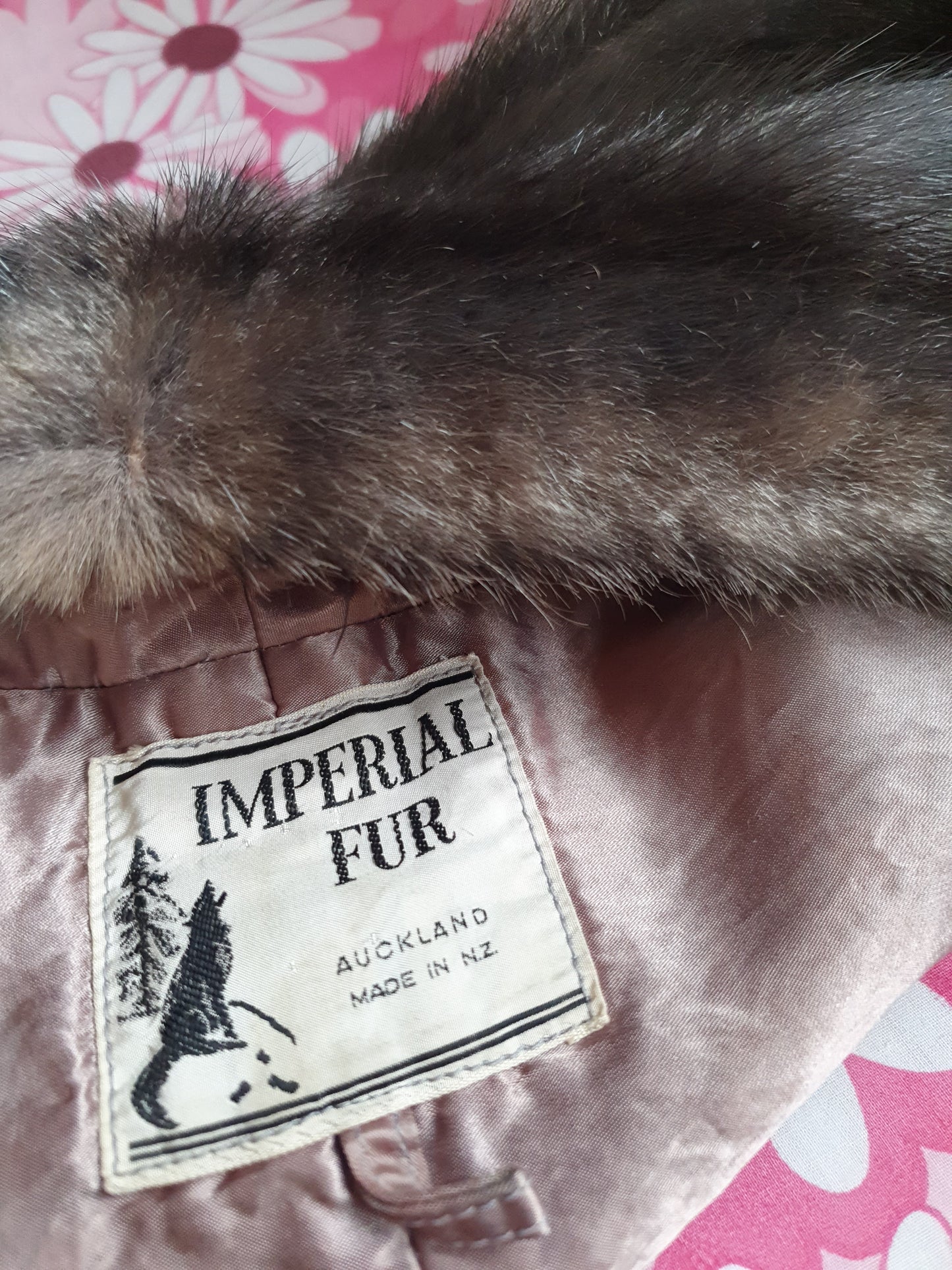Grey Wolf Hooded Scarf. Vintage fur