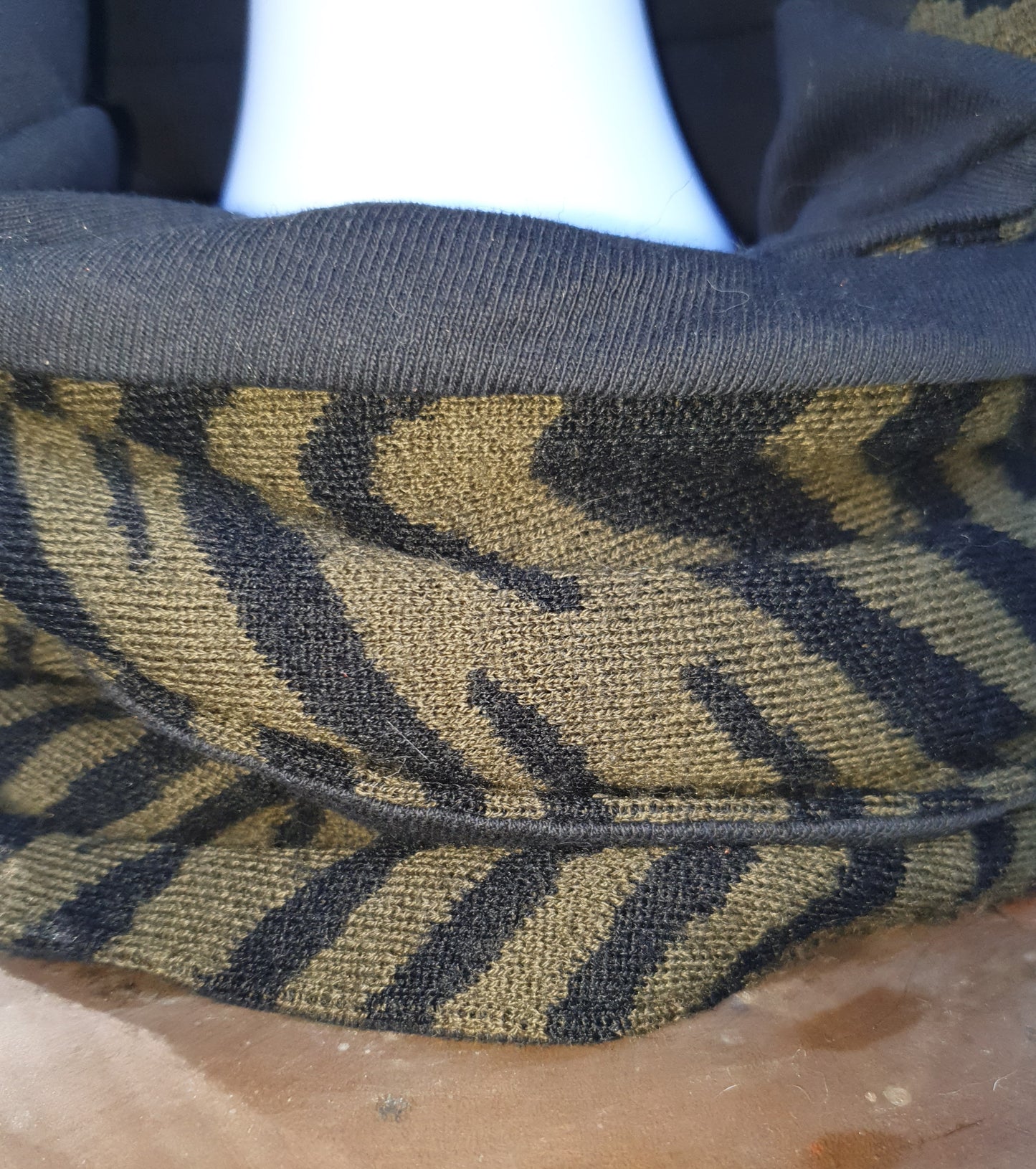 Bush camo Green and Black stripes