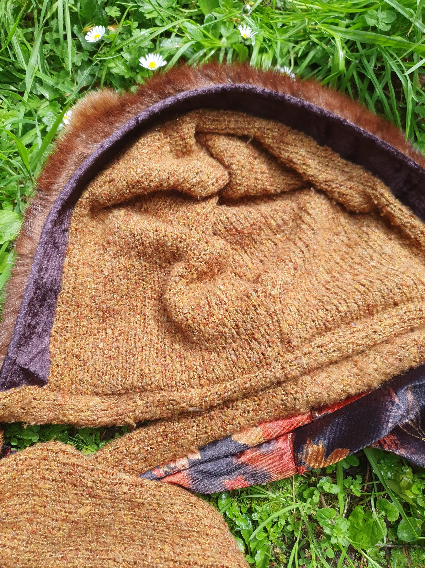 Velvet Vintage Fur Hooded Scarf