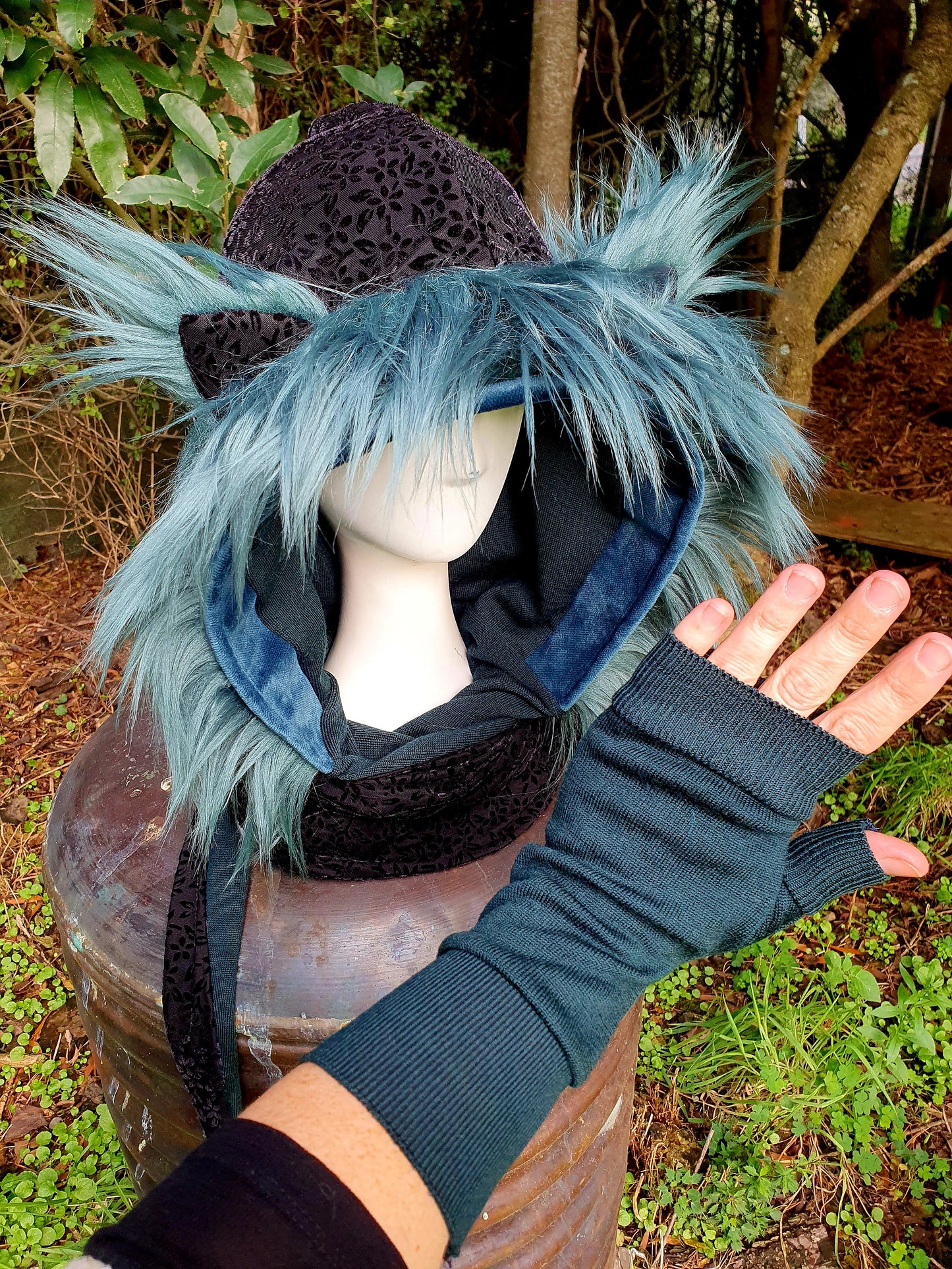 Black, smokey turquoise blue, deep green merino set