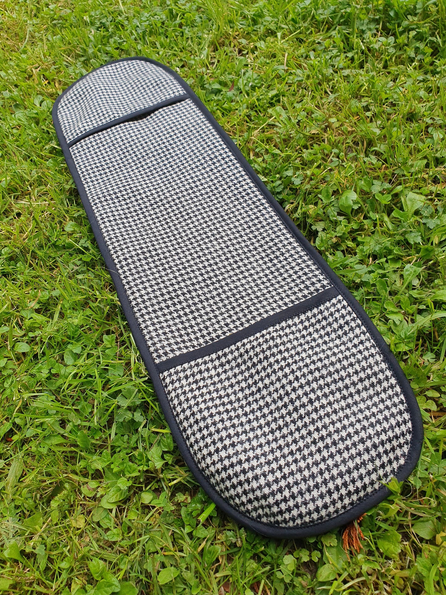 XL Houndstooth Oven Mitt