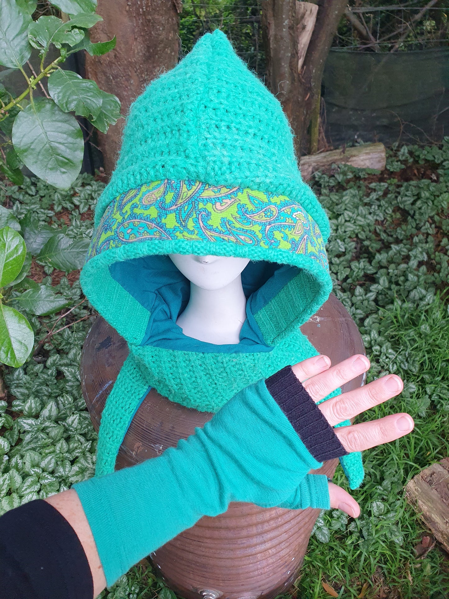 Chunky Teal Jade Green Hooded Scarf and Merino Gloves