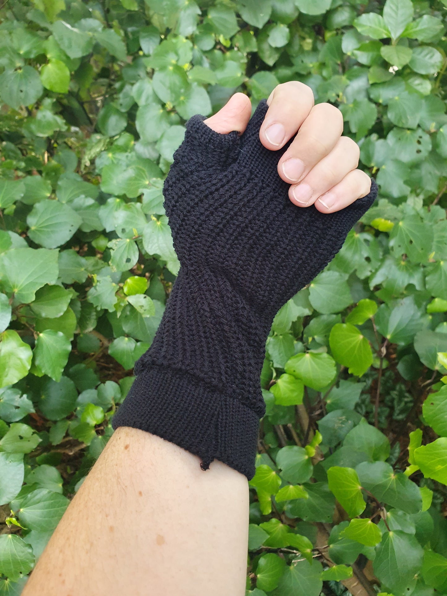 Chunky Black Organic Cotton blend Fingerless Gloves
