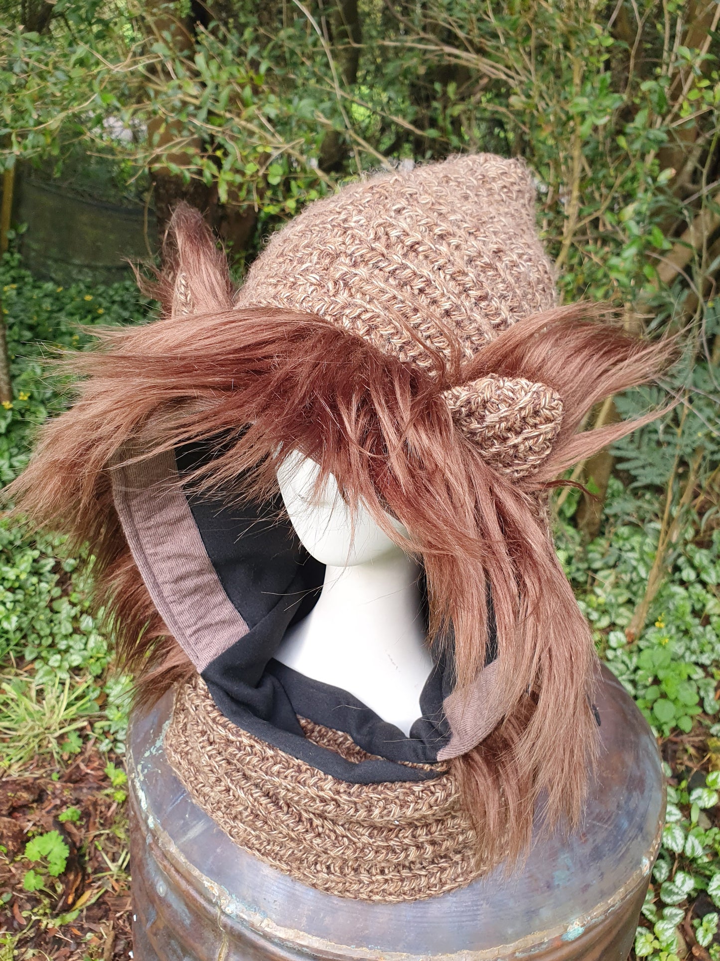 Chunky brown hooded scarf