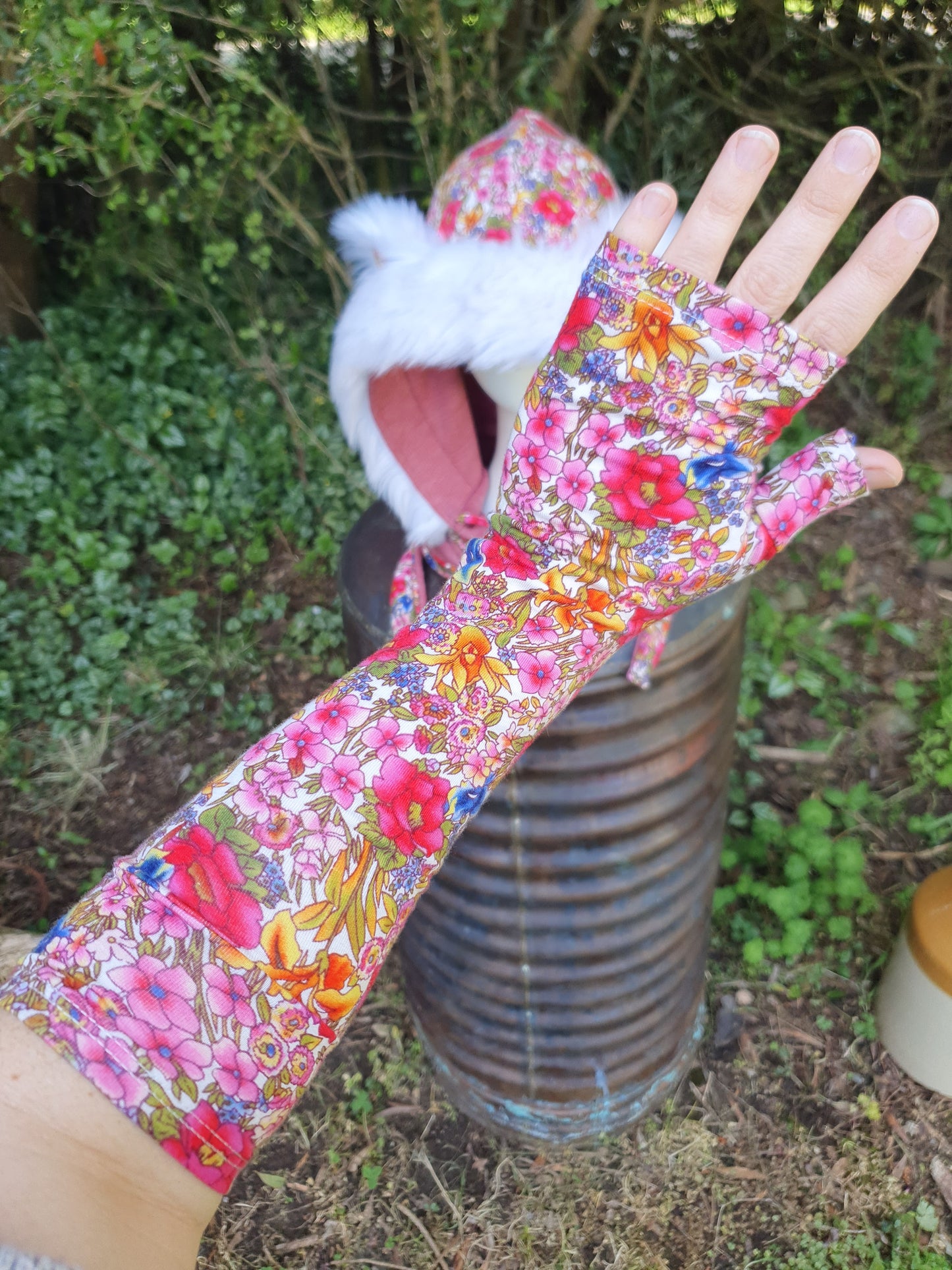 Floral whimsy Gloves