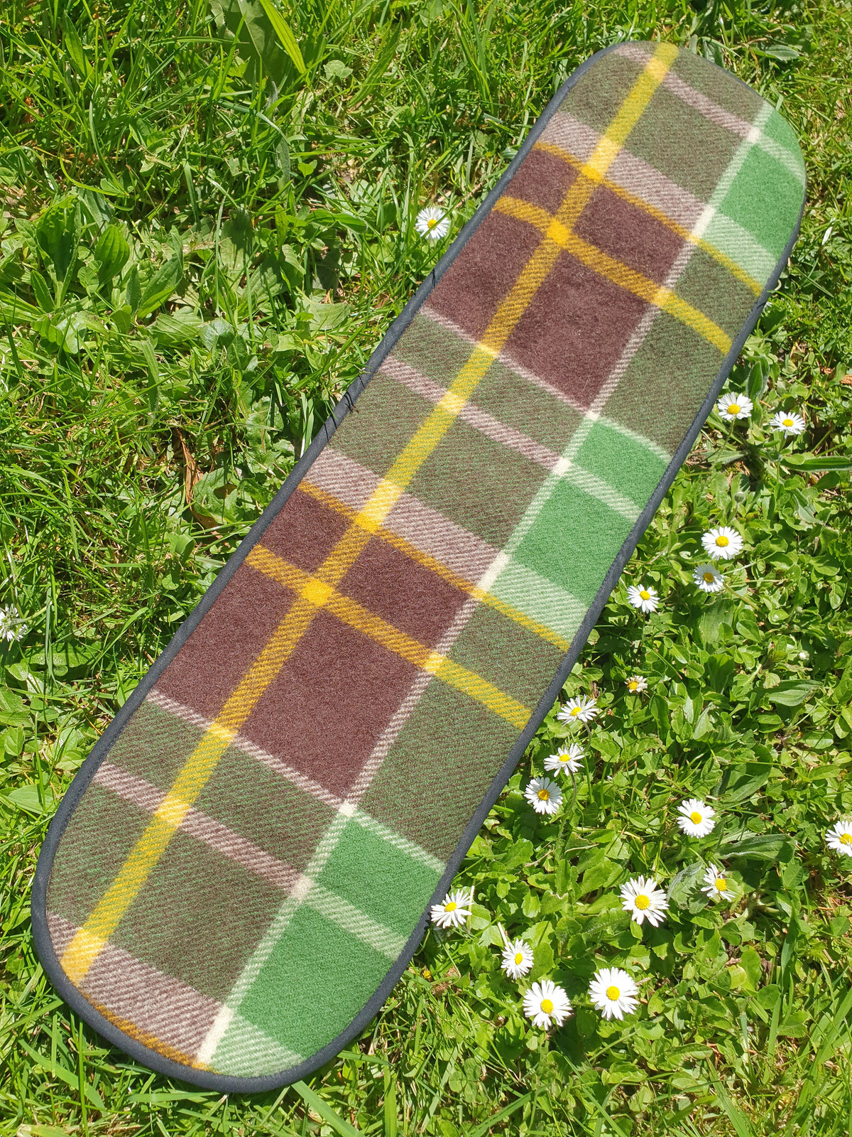 XxL Oven Mitt Greens with a touch of yellow and brown