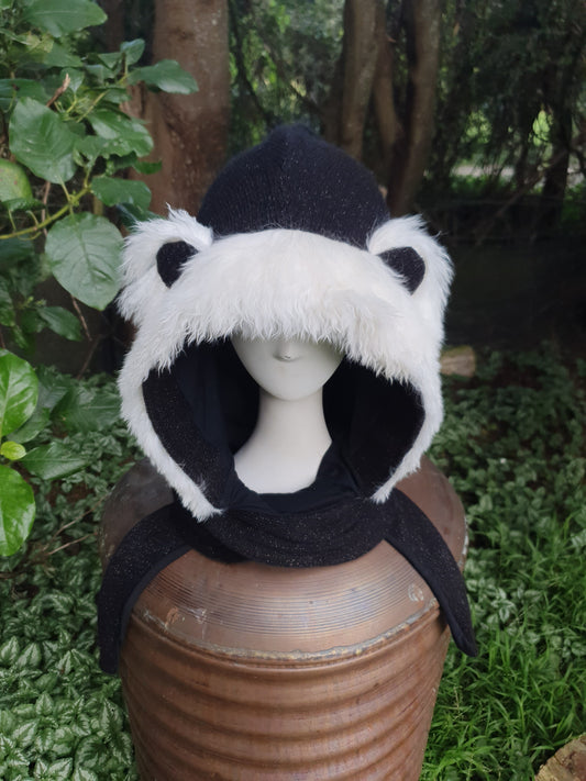 Black sparkle, creamy white Alpaca fur