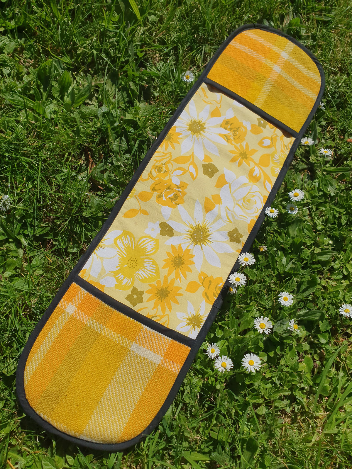 XxL Oven Mitt Vibrant Yellow Cirtus Mix