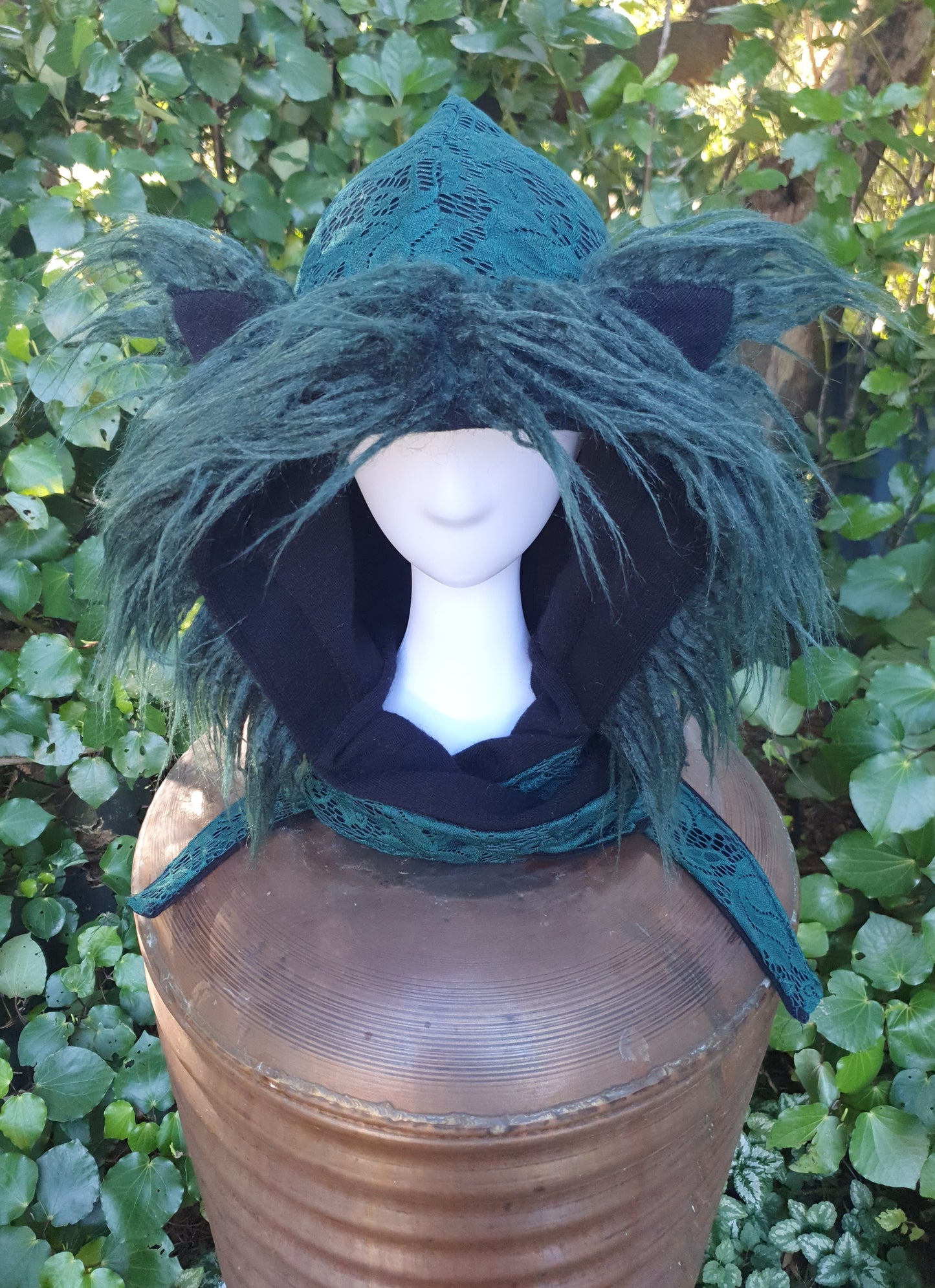 Emerald Green Lace, Merino lining