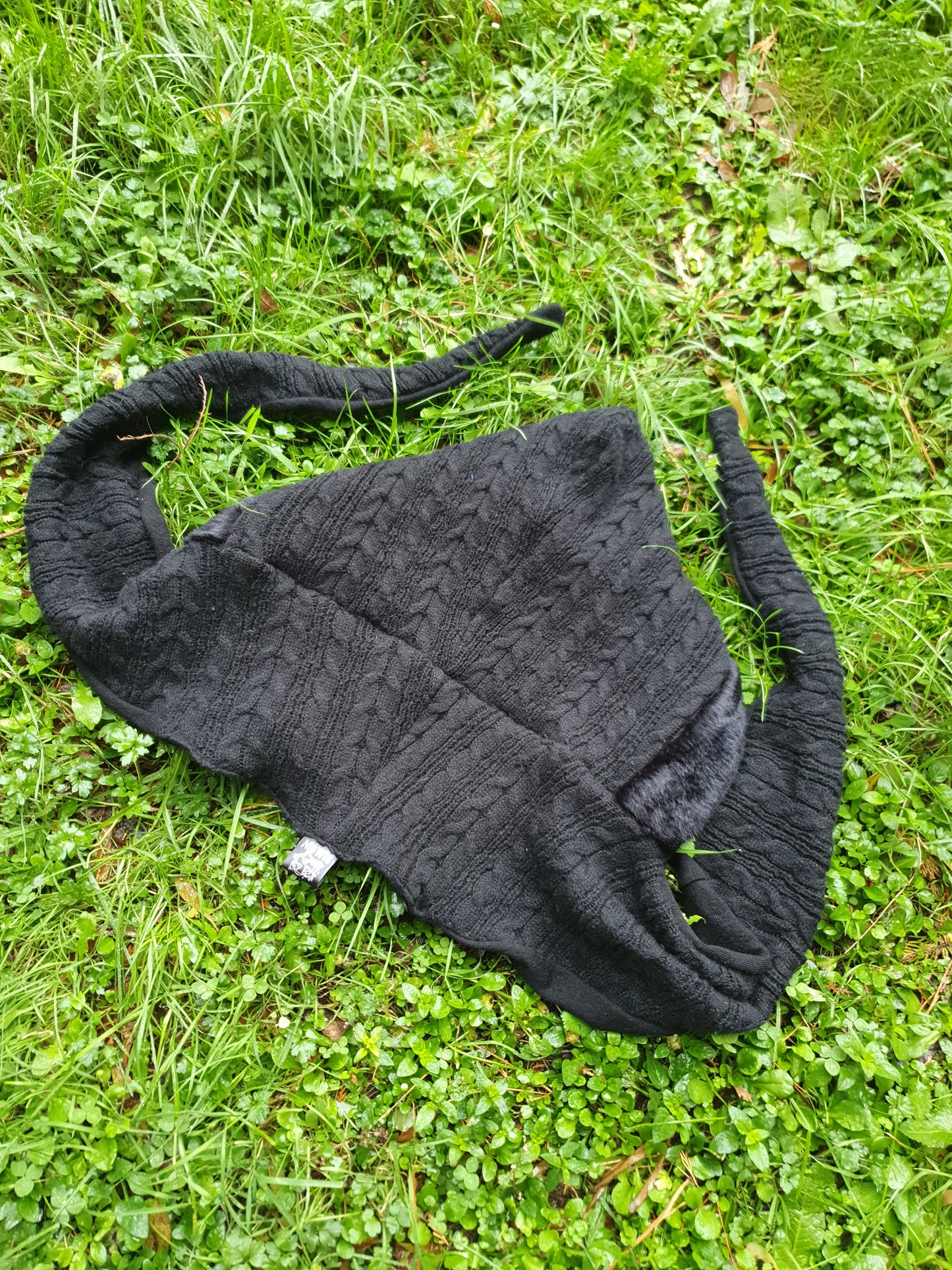 Black Bear Cableknit Hooded Scarf