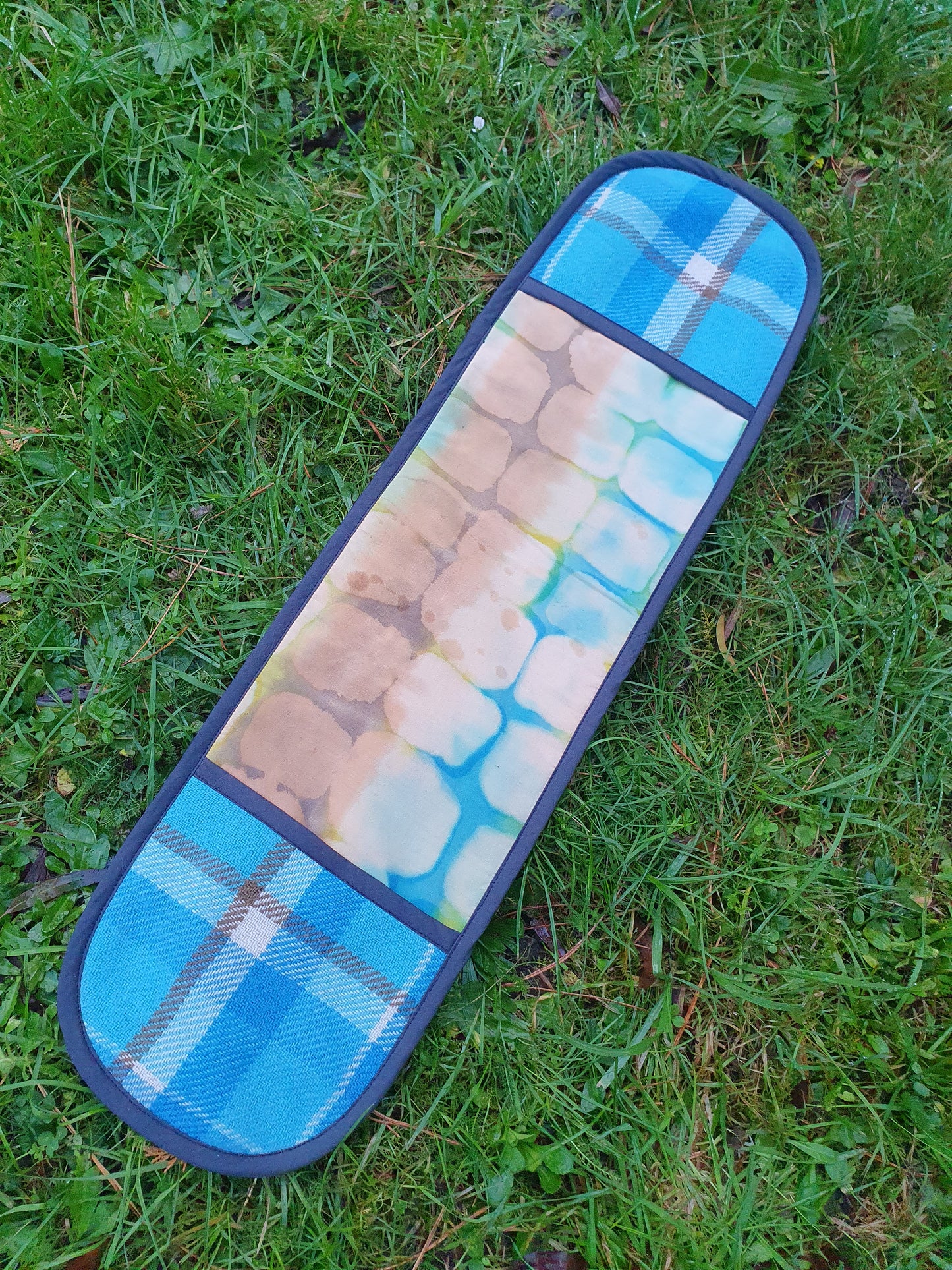 XxL Oven Mitt Blues Greens Tie Dye