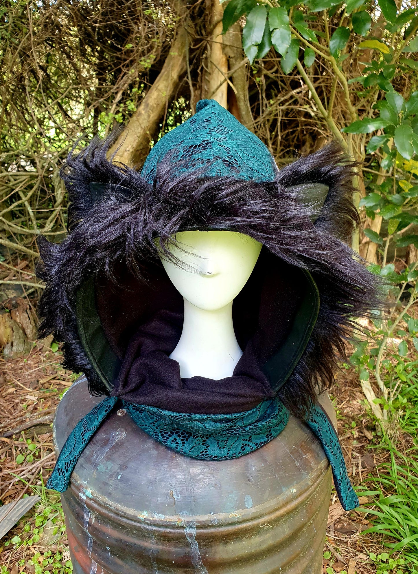 Emerald Green Lace Hooded Scarf