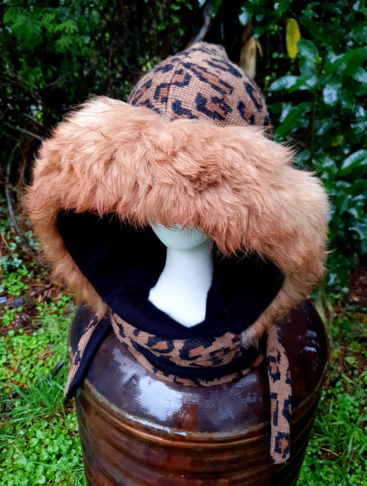Real Fur trim Hooded Scarf and gloves set